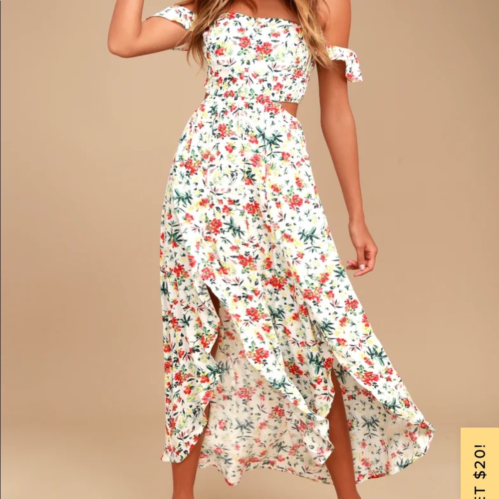 Cut out ribs- floral slit dress